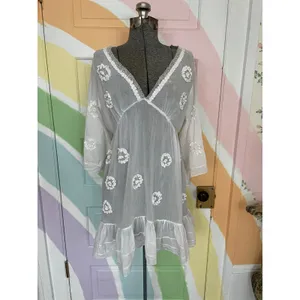 Antica Sartoria White Cotton Gauze Floral Applique Boho Cover Up Free Size (M/L) thumbnail 2
