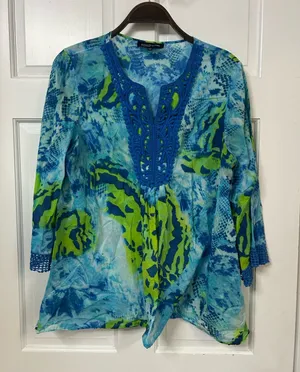 Jones New York Blue & Lime Crochet-Trim Tunic thumbnail 1