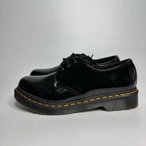 Dr. Martens 1461 Women's Leather Oxford Shoes in Black Distressed Patent thumbnail 2