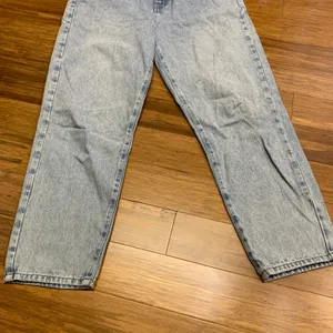 ZARA Women‎ Light Wash Distressed High Rise Straight Leg Jeans Size 10 Casual thumbnail 3