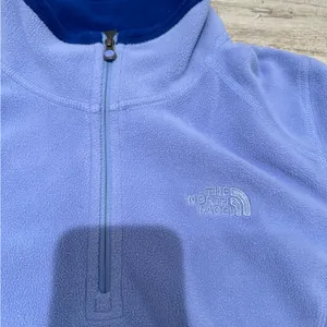 Periwinkle North Face Fleece 1/4 Zip Pullover Size S thumbnail 6