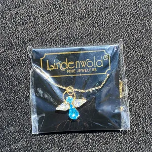 🩵 Vintage 1990s Lindenwold 14K Gold Electroplated Angel Aqua Rhinestone Crystal Necklace 🩵 thumbnail 4