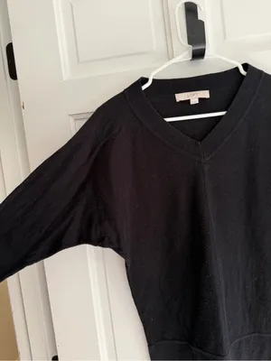 LOFT‎ Black V-Neck Dolman Sleeve Sweater Women’s Medium Wool Blend thumbnail 2