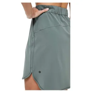 Lululemon Women's On‎ The Fly Skirt Gray Size 4 Activewear Athleisure Sporty thumbnail 2