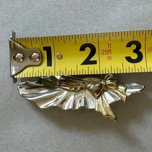 Vintage Two-Tone Wide Brim Sun Hat Brooch with‎ Rhinestone Accents & Gold Bow thumbnail 5