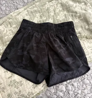 Lululemon Shorts thumbnail 2