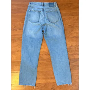 Abercrombie & Fitch Curve Love Ultra High Rise Straight Jeans Light Wash 27 thumbnail 8