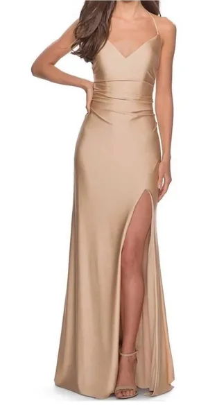 La Femme champagne sleeveless v-neck ruched dress with slit size 6 thumbnail 1