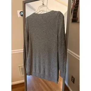 Crown & Ivy Silver Gray Metallic Ribbed Sweater Medium thumbnail 5