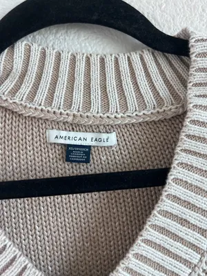 American Eagle AE V-Neck‎ Pullover Sweater Cream Cotton thumbnail 2
