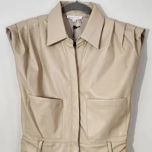 Grey Lab Cream Leather Romper NWT Size Small Cream Faux Leather Short Romper thumbnail 2
