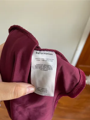 Reformation Off-Shoulder Velvet Crop Top in Burgundy thumbnail 6