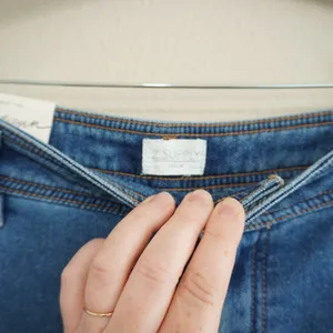 Z SUPPLY Rilynn Wide Leg Trouser Jeans Medium Wash High Waist Denim Size‎ 28 NEW thumbnail 5