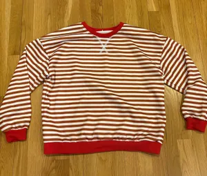 Red striped crewneck thumbnail 1