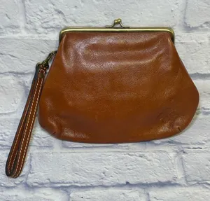 Patricia Nash Savena Kiss-Lock Leather Wristlet Suede Interior Detachable Strap thumbnail 1