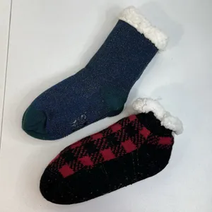 Muk Luks Cabin Socks S/M Women’s Shoe Size 6-8 Sherpa Non Slip‎ Lot Of 2 NEW thumbnail 3