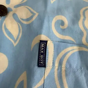 Max Boy Blue Cream Hawaiian Print Button Down Mens Short Sleeve Shirt Size Large thumbnail 3
