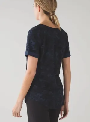 Lululemon Love tee II thumbnail 2