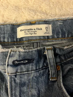 Abercrombie jeans thumbnail 2