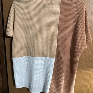 BKE Colorblock Waffle Knit T-Shirt Top In Beige Brown and White Medium Women's thumbnail 5
