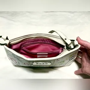 XOXO Vintage Y2K White Purse thumbnail 7