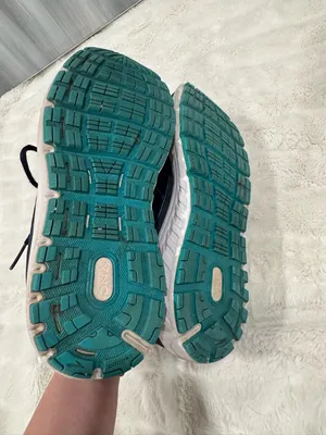 Brooks Addiction 13 Running Shoe Evening Blue/ Purple Cactus Size 8 thumbnail 7