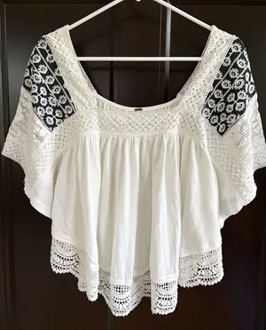 Like New Free People Prairie Days Embroidered Place Trim Top White Black Small thumbnail 1