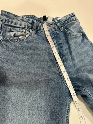 H&M Straight Leg Jeans thumbnail 4