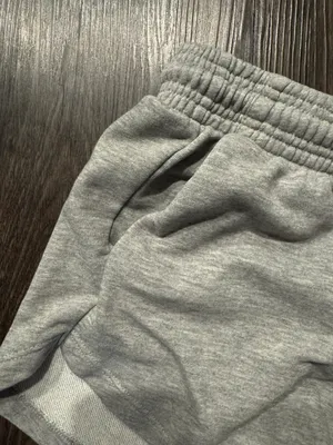 H&M Sweatshorts thumbnail 4