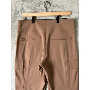 Athleta Delancey Straight Cargo Pant Large Taupe Pull‎ On Travel Work Pant thumbnail 4