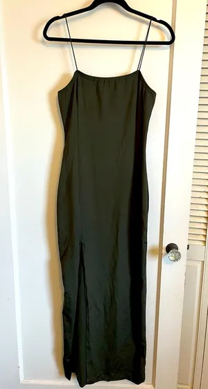 Army green body con midi dress thumbnail 1