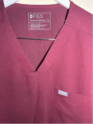 FIGS Technical Collection V-Neck Scrub Top Burgundy XL thumbnail 2
