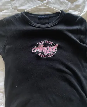 Brandy Melville T-shirt thumbnail 1