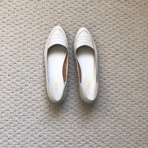 Reduced Ivory Flats w/Low Wedge Hardly Worn -Sz 7 thumbnail 2