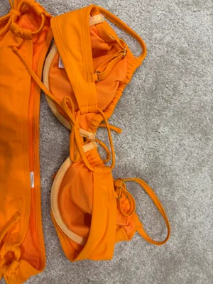 Hollister Swimsuit Set thumbnail 2