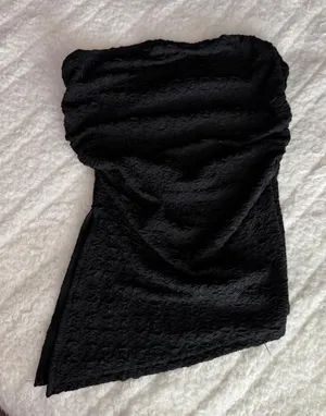 Shein Women's Black Crop-top thumbnail 1