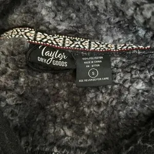 Taylor Dry Goods Sherpa Fleece Pullover Gray Small thumbnail 4