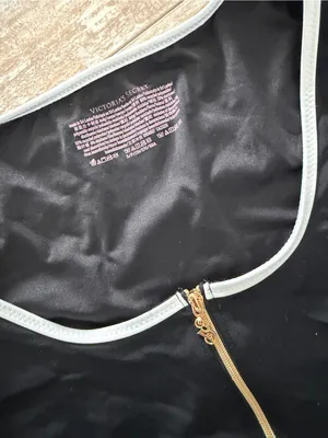 Victoria's Secret Long Sleeve Zip Up Top thumbnail 5