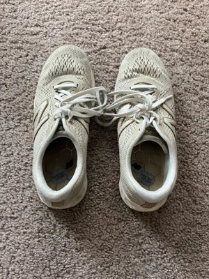 New Balance Tan Sneakers thumbnail 4