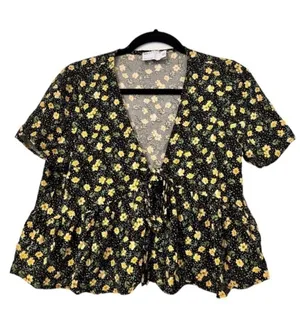 ASOS Floral Print Flutter Sleeve Blouse thumbnail 1