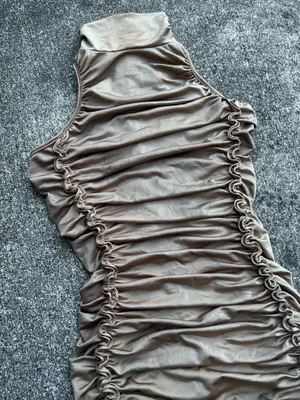 E: Hera Collection Taupe Mock Neck Ruched Bodycon Dress Size S Marks thumbnail 3
