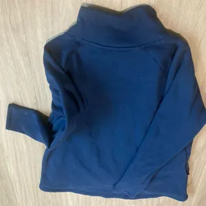 Athleta thumbnail 3