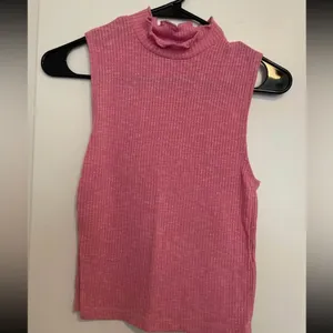 Abercrombie & Fitch Ribbed Pink Top (S) thumbnail 2