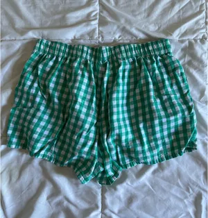Joyspun Shorts Green Size M thumbnail 2