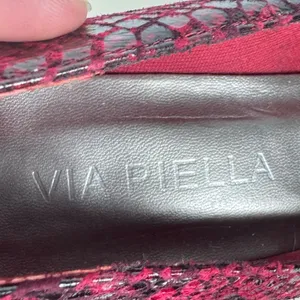 Via Piella Sophie Red Faux Suede Snake Print Pointed Toe Kitten Heel Womens 11 thumbnail 8