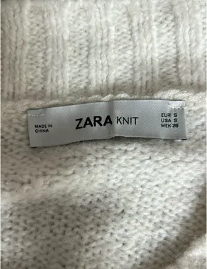 ZARA Oversized V-Neck Knit Sweater thumbnail 3