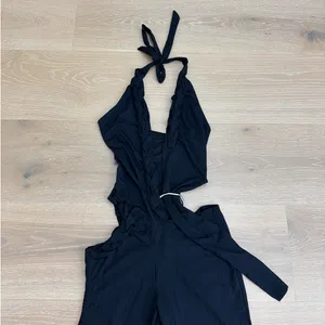 Outcast Jumpsuit Halter Neck Cut Outs Rinna Size XL Black thumbnail 2