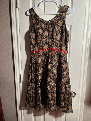 Black brown floral dress size 8p thumbnail 2