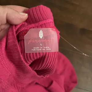 FP Movement Fuchsia Sleeveless Halter Mock Neck Ribbed Large. MSRP $38 thumbnail 7