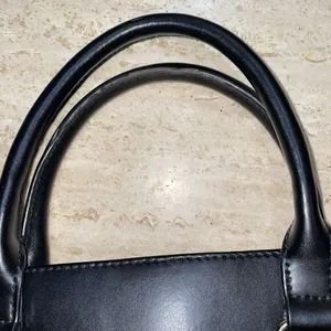 Kate Spade New York Satchel‎ Crossbody Black Leather Zipper Accent thumbnail 7